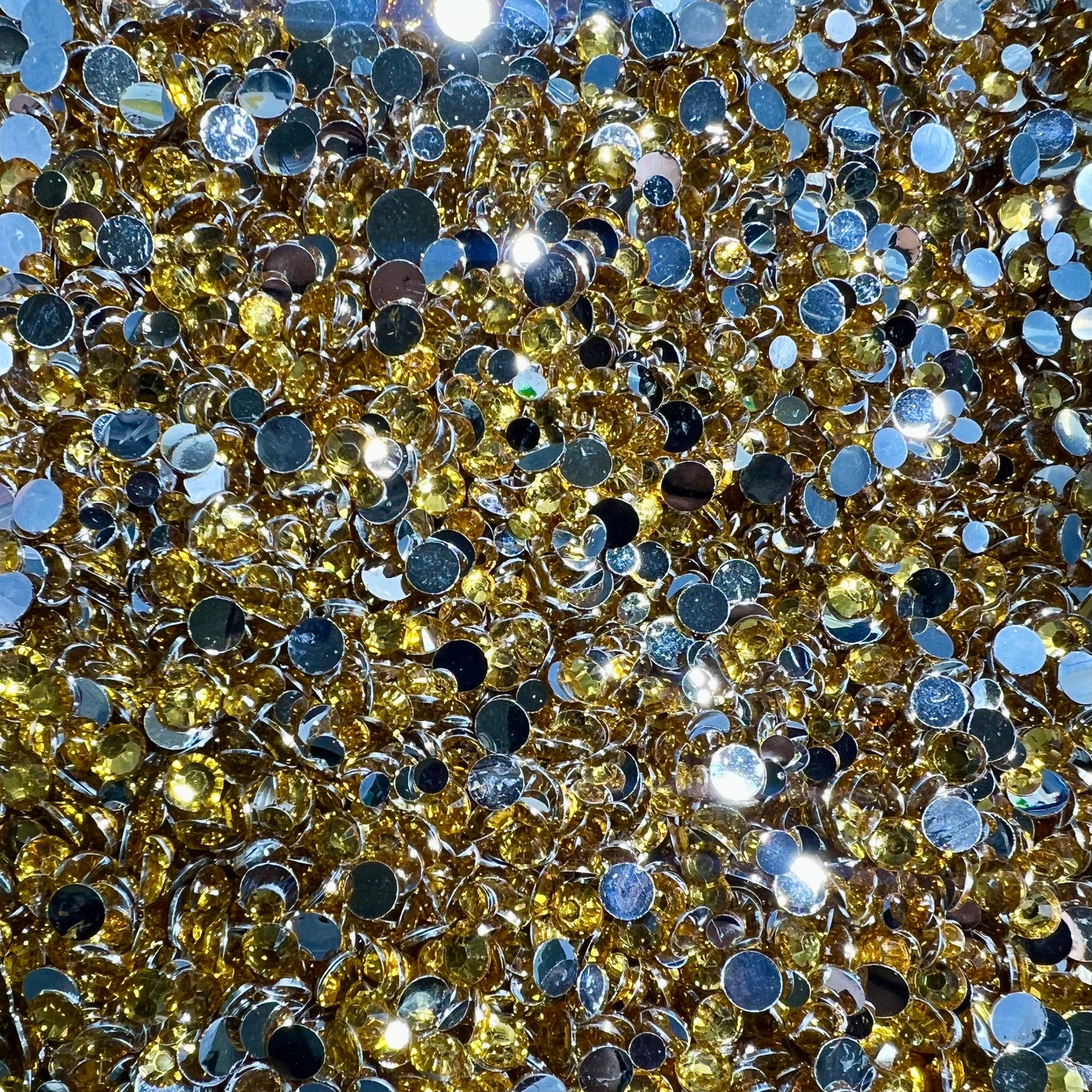 *Silver Back Resin Rhinestone Scoop