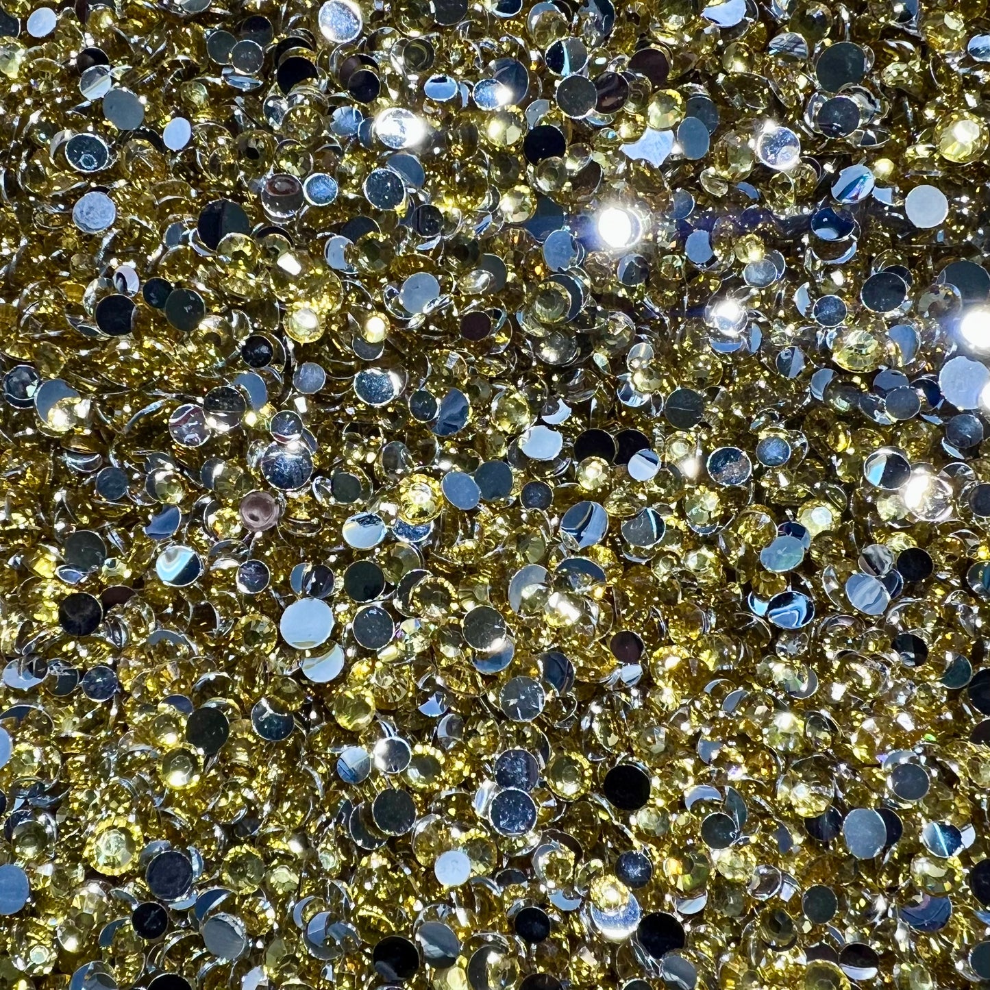*Silver Back Resin Rhinestone Scoop