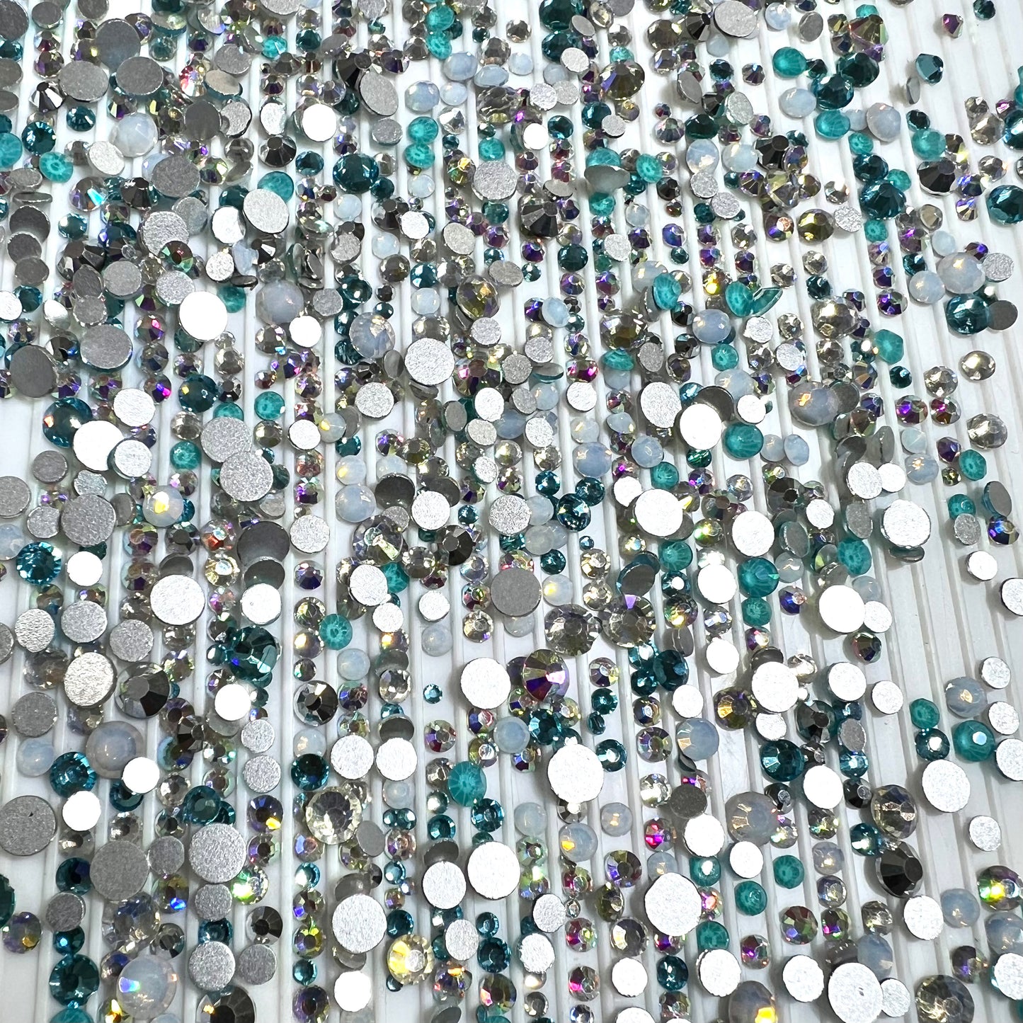 Glass Scatter - Violet Dress Light