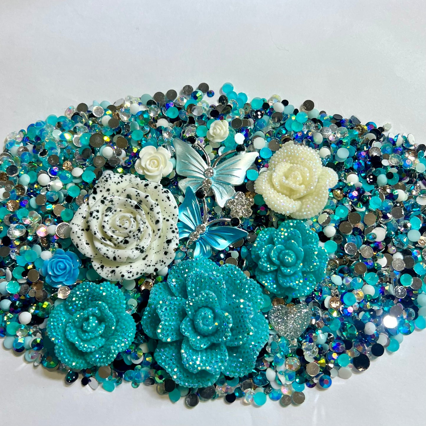 Aqua Roses Scattercomb Kit