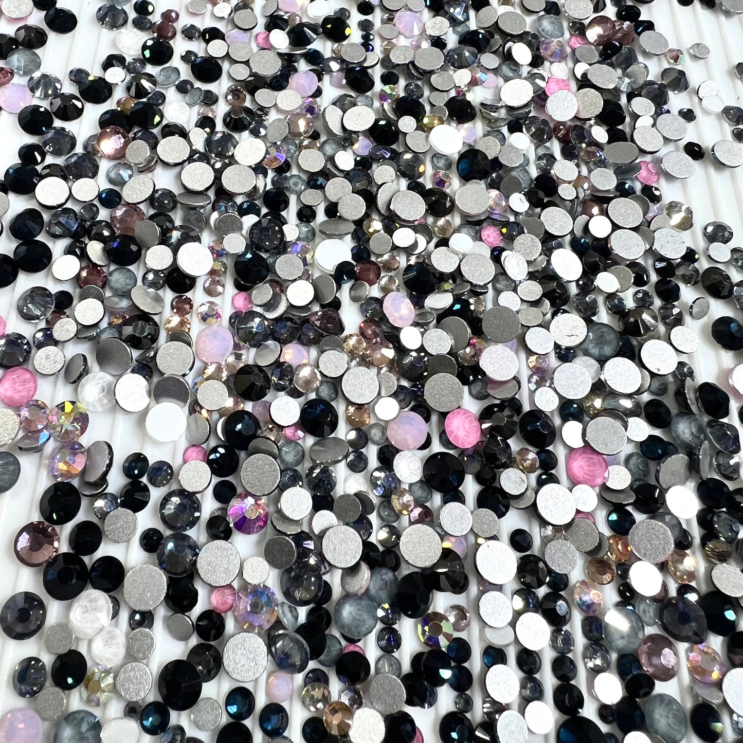 Glass Scatter - Lord Anthony Pink