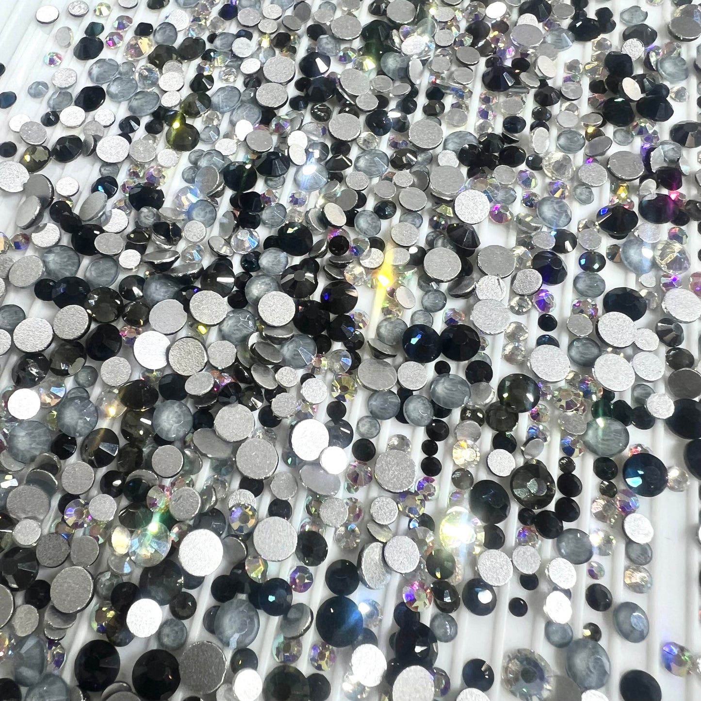 Glass Scatter - Lord Anthony Black