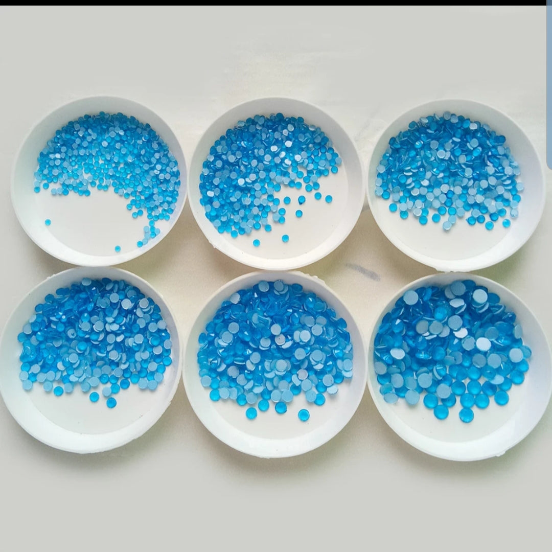 Neon Blue Crystals 1440