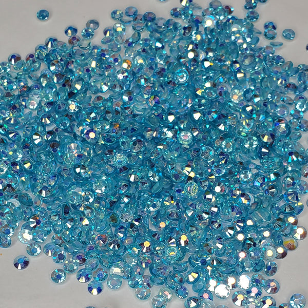 qiipii 3000pcs 5mm Crystal Light Blue Resin Rhinestones for Crafts Sky Blue Flatback Rhinestones Bulk SS20 Non-Hotfix Stones Diamonds Crystals Gems