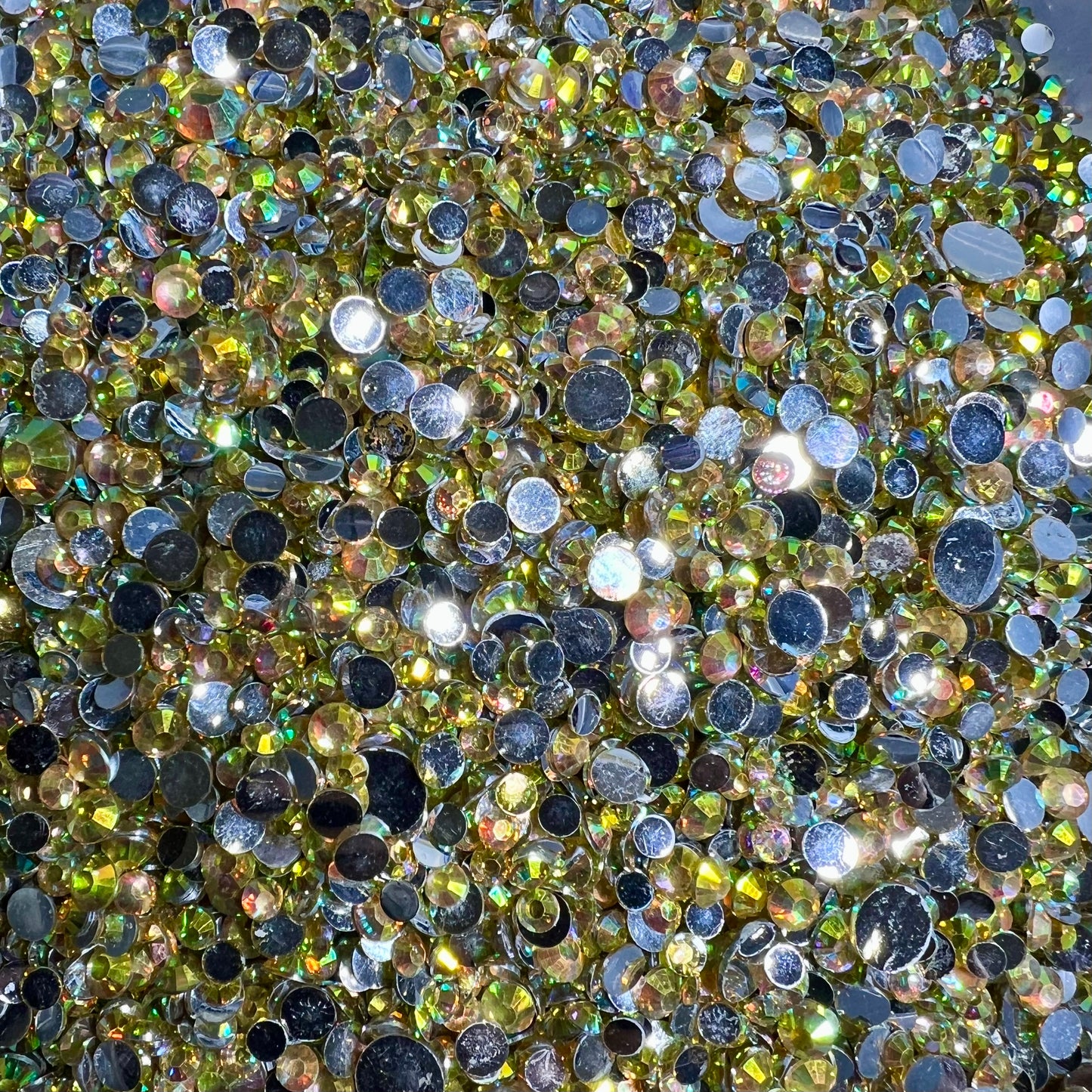 *Silver Back Resin Rhinestone Scoop