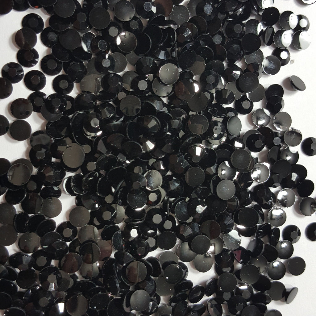 Loomini, Black, Beadsland Flat Back Crystal Rhinestones round Gems, Black  4.6-4.8Mm Ss20,1 set